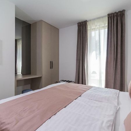 Luxury Apartments Magali 3 Rovinj Exterior photo